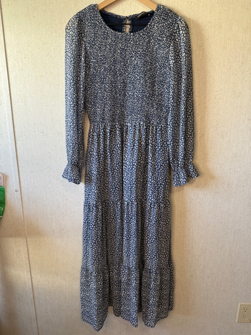 Women's Navy Blue Long Sleeve Midi Dress